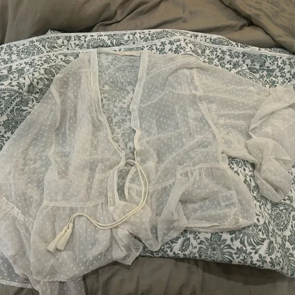 Elegant Sheer White Robe - Picture 1 of 2